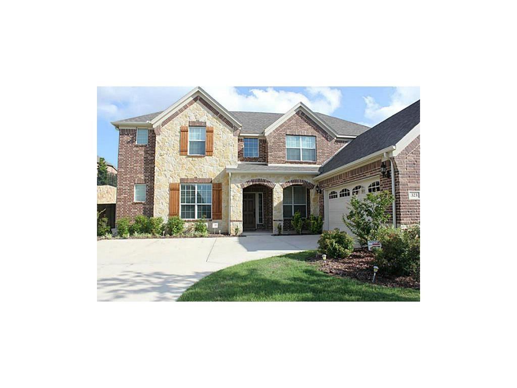 323 Boxwood Lane Property Photo