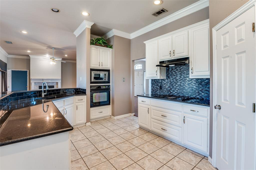8934 Colonial Drive Property Photo 5