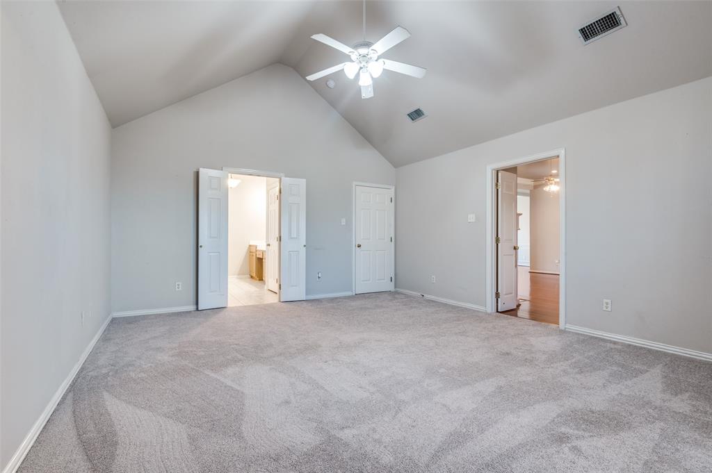 8934 Colonial Drive Property Photo 7