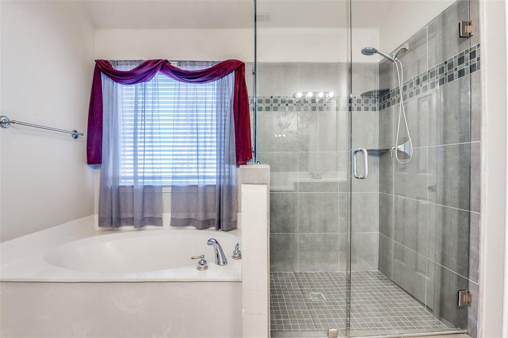 8934 Colonial Drive Property Photo 8