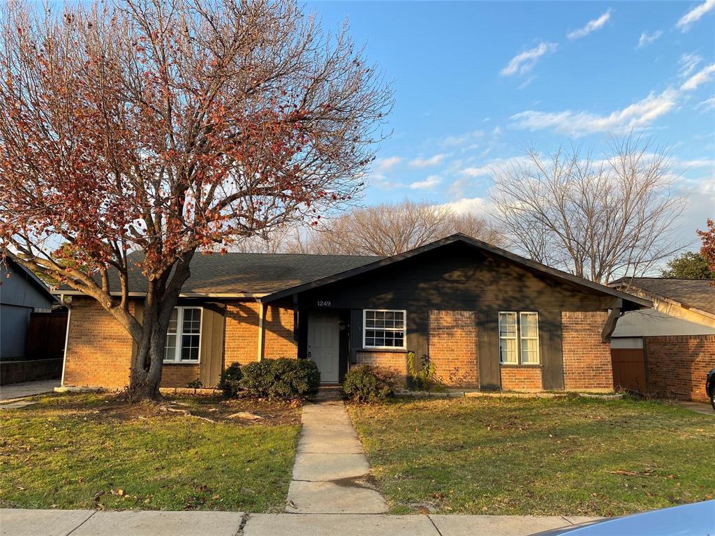 1249 Tiffany Lane Property Photo