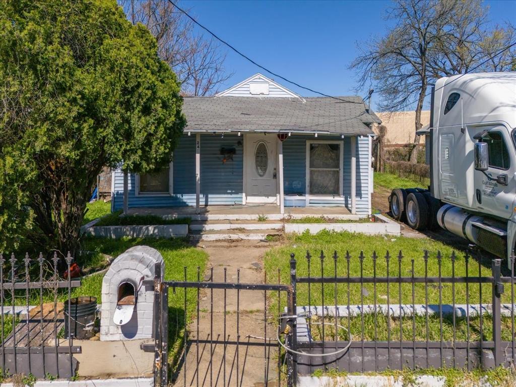 2403 Anderson Street Property Photo