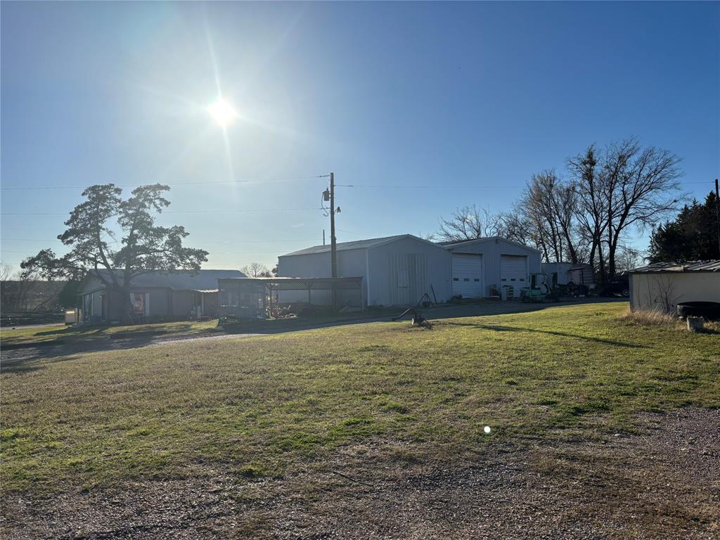 2411 E Simonds Road Property Photo
