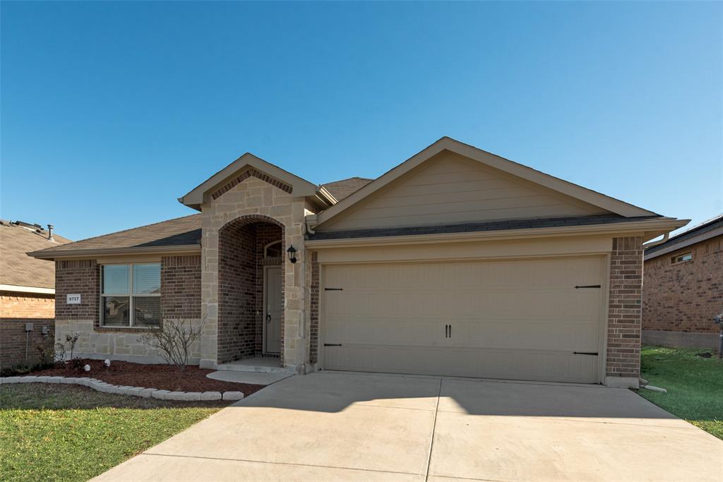 9757 Walnut Cove Drive Property Photo