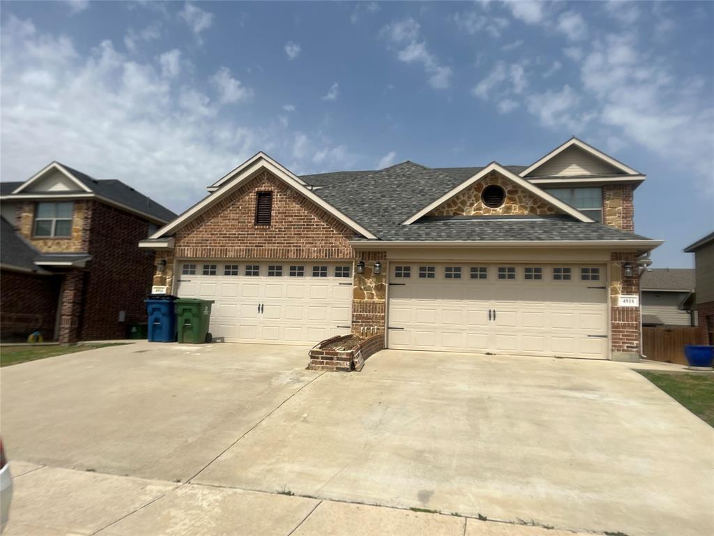 4918 Villas Drive Property Photo