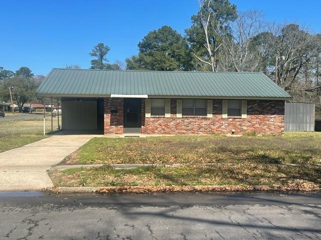 702 S Park Drive Property Photo