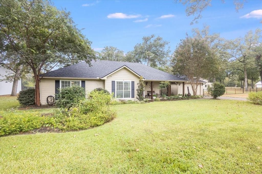 108 Azalea Court Property Photo