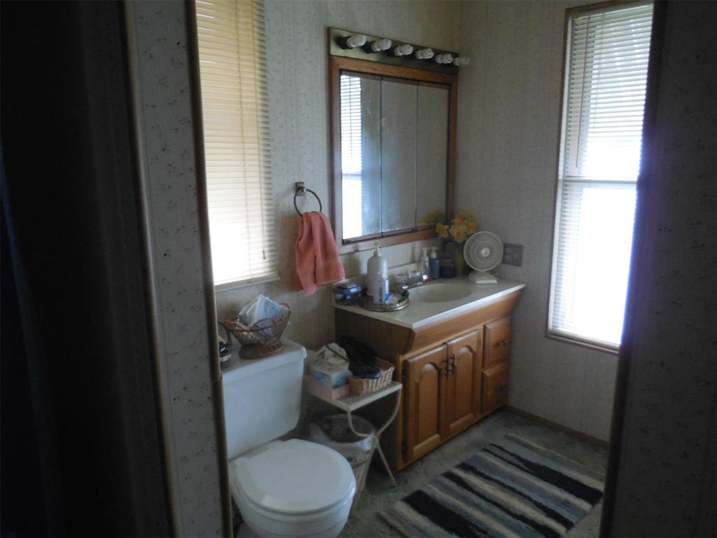 610 W Main Street Property Photo 5