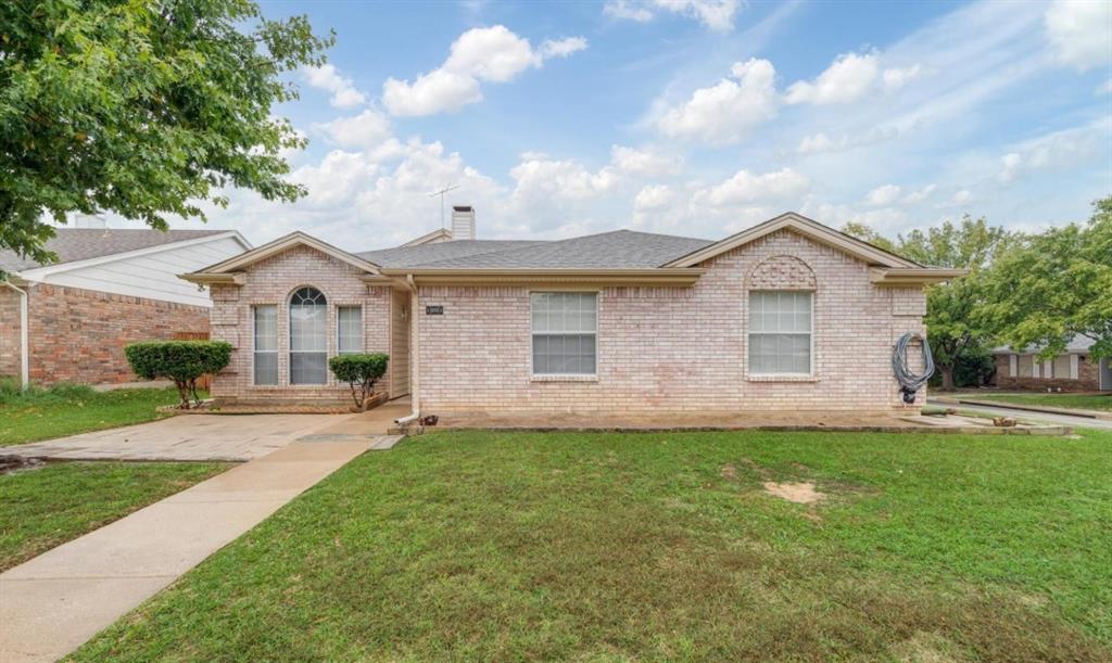 1001 Flower Drive Property Photo