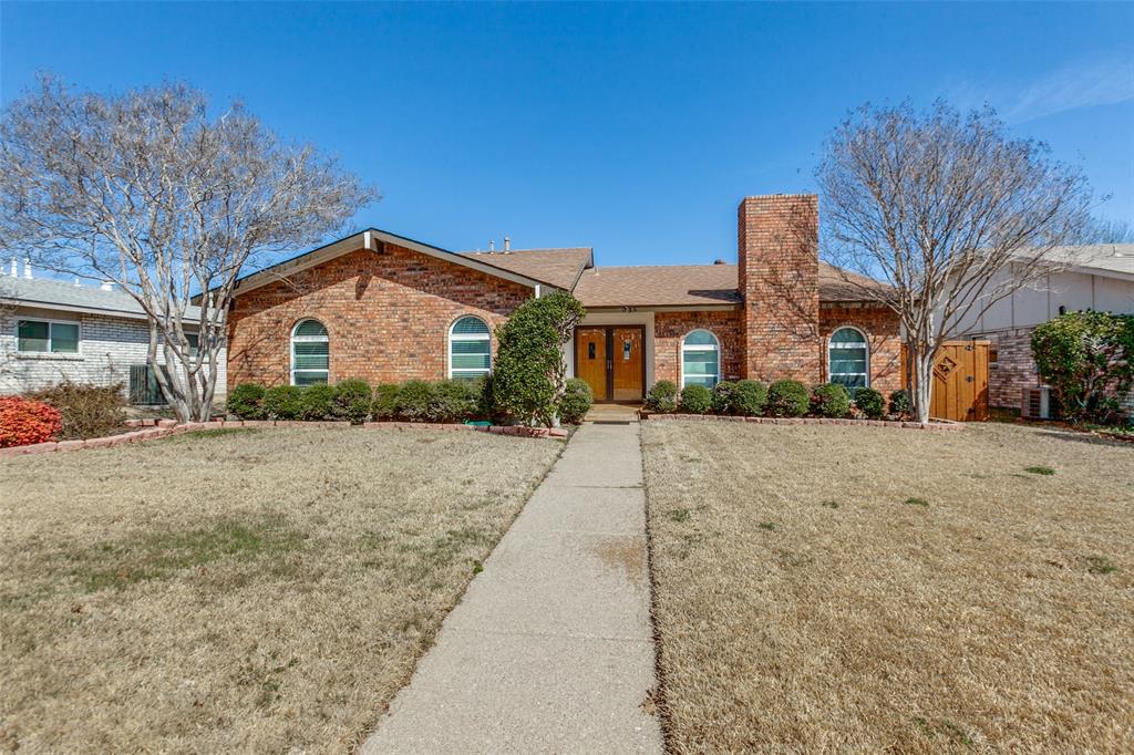 945 Grand Teton Drive Property Photo
