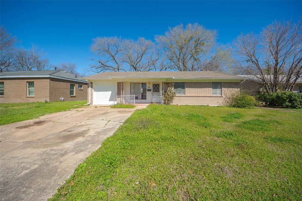 130 W Cober Street Property Photo
