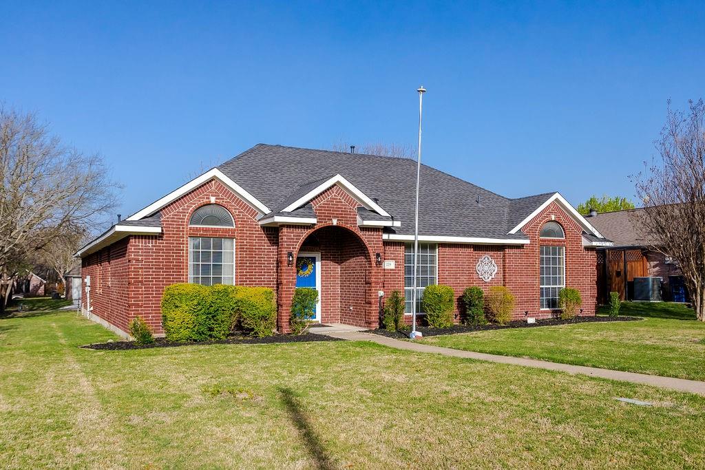 229 Martin Drive Property Photo