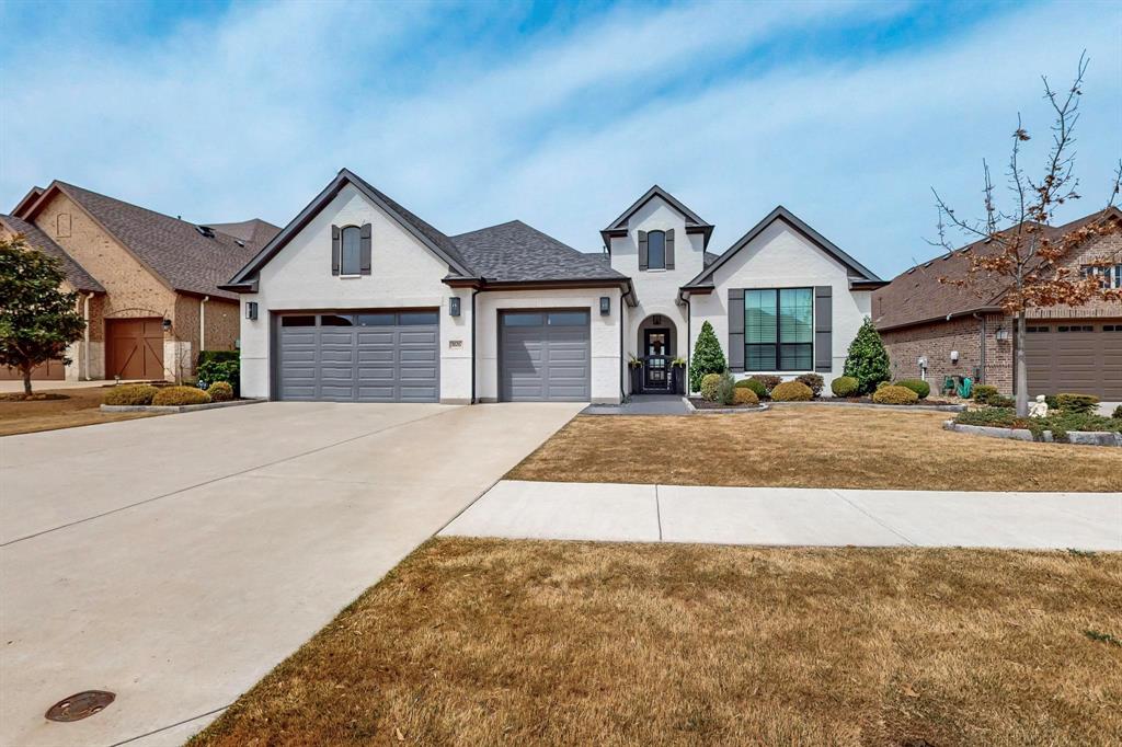 8616 Crestview Drive Property Photo