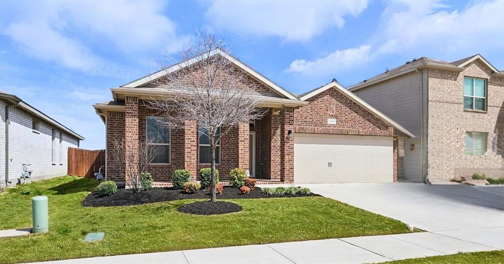 1445 Archway Court Property Photo