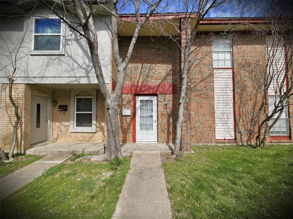 2208 Statler Drive Property Photo