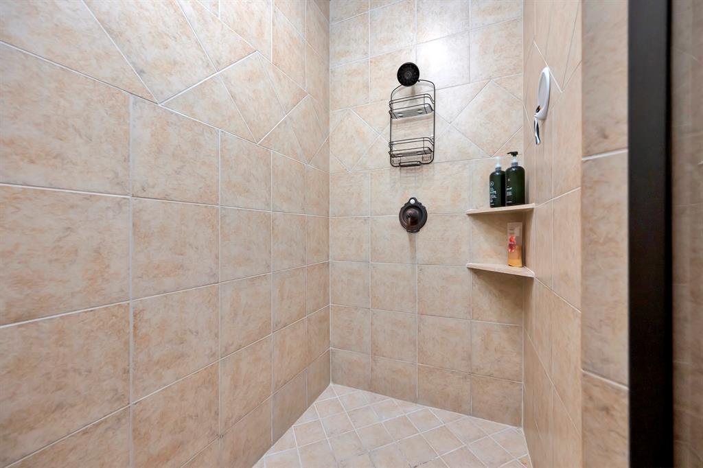 6990 Hawk Road Property Photo 18