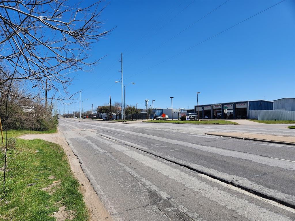 3605 Singleton Boulevard Property Photo