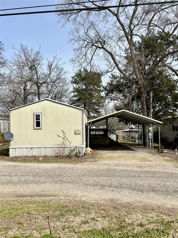 10481 Private Road 3709 Property Photo