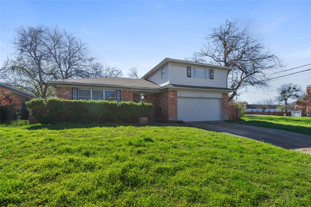 8006 Fall River Drive Property Photo