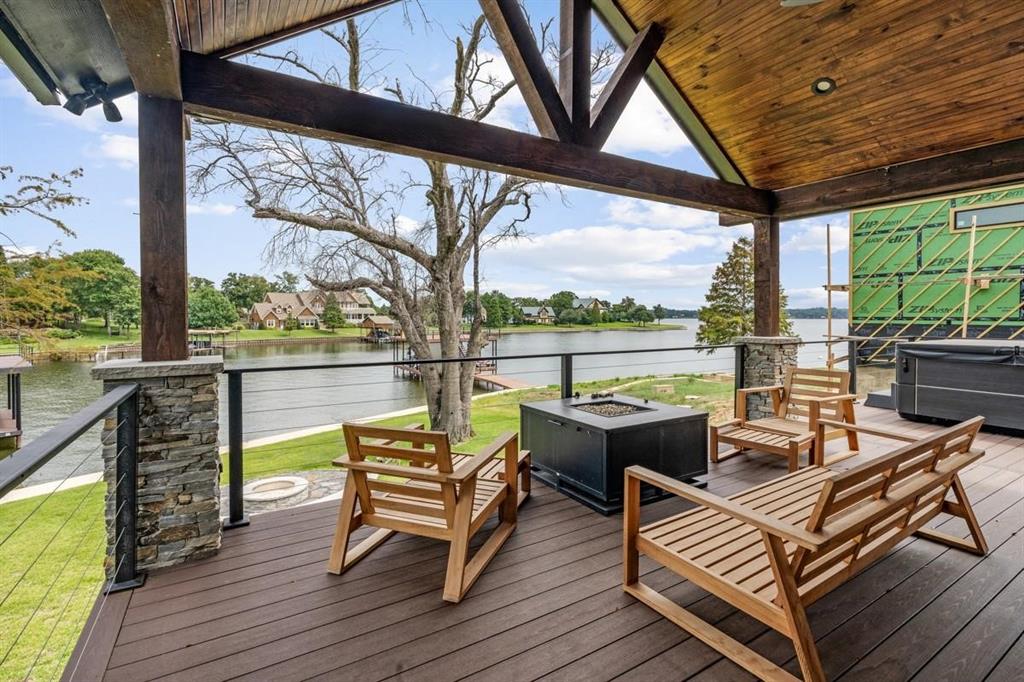 120 Meandering Way Property Photo