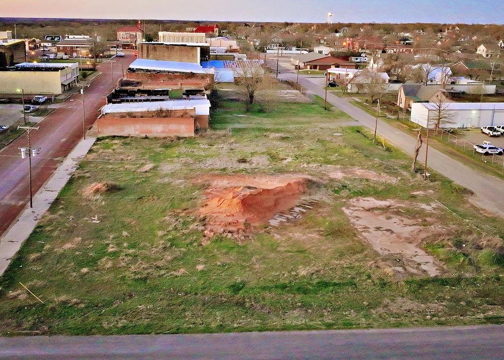 200 S 6th Street Property Photo