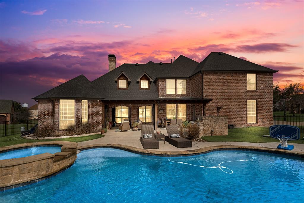 2040 Silver Hawk Court Property Photo 2