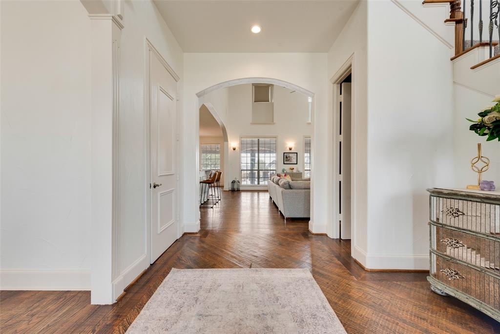2040 Silver Hawk Court Property Photo 7
