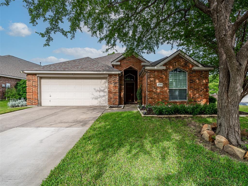 2709 Travis Drive Property Photo 1