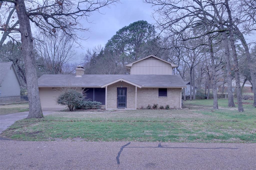 108 Crestwood Circle Property Photo