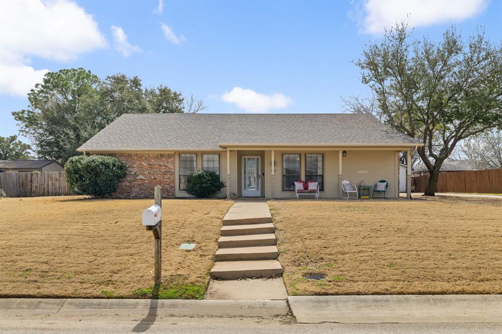 310 Greenleaf Street Property Photo