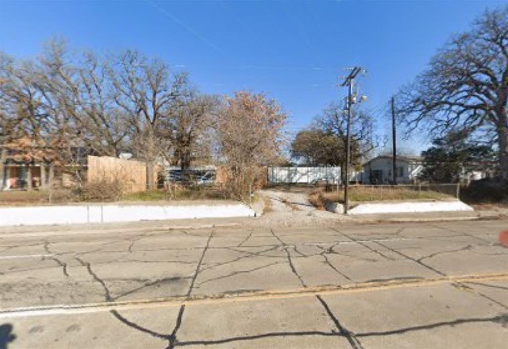 2323 E Union Bower Road Property Photo