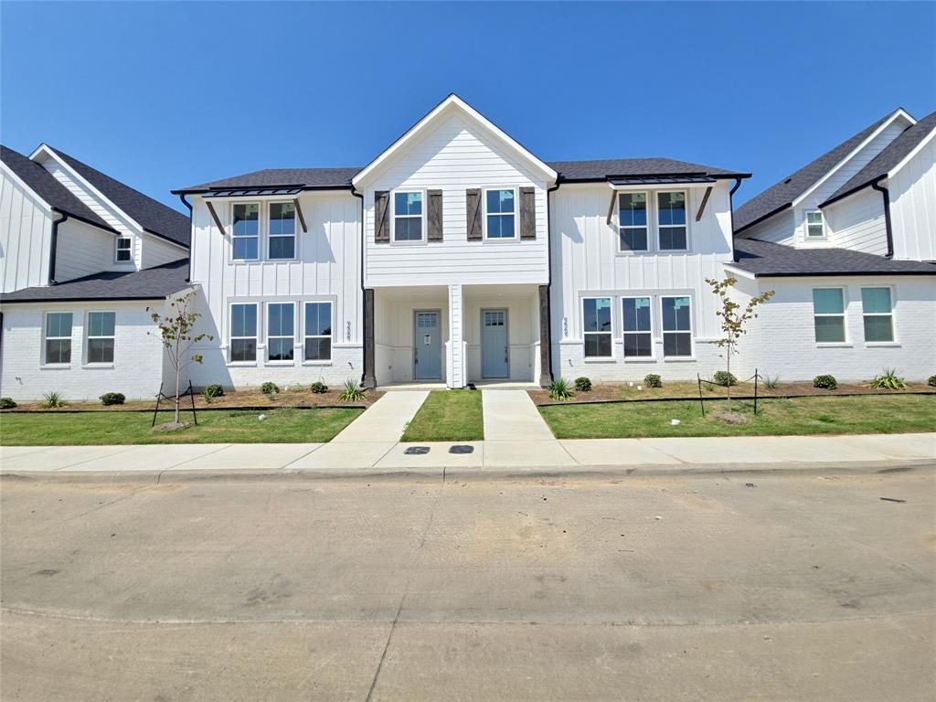 9569 Thorncrown Lane Property Photo 1
