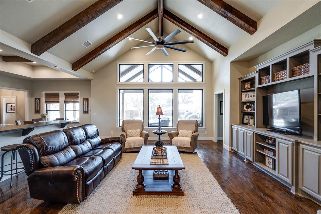 8716 Stewart Drive Property Photo