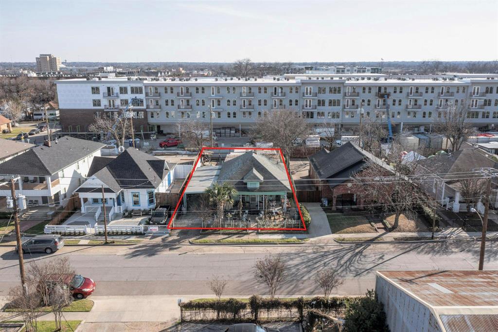 512 W 7th Street Property Photo