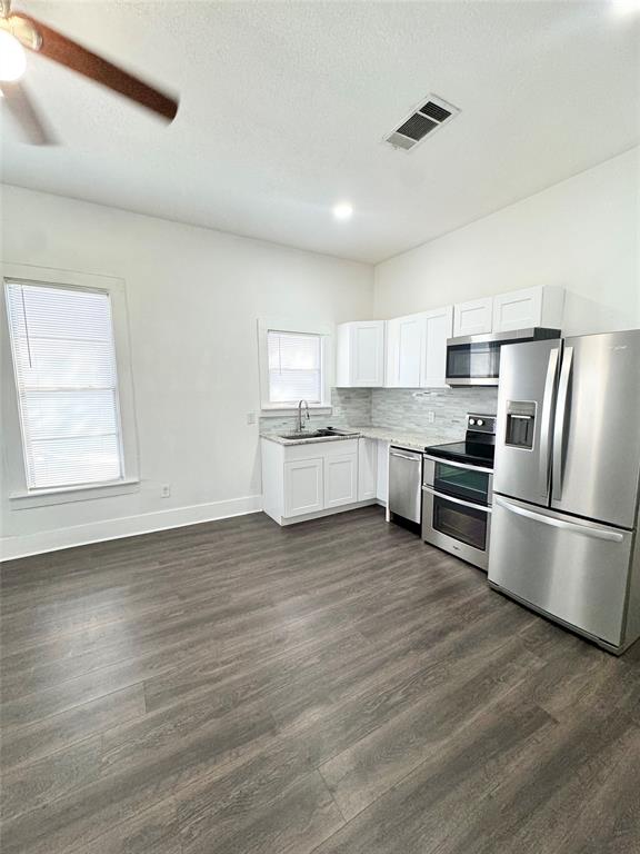 2303 Prospect Avenue 2 Property Photo 2