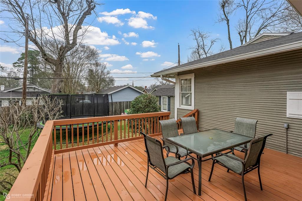 624 Oneonta Street Property Photo 36
