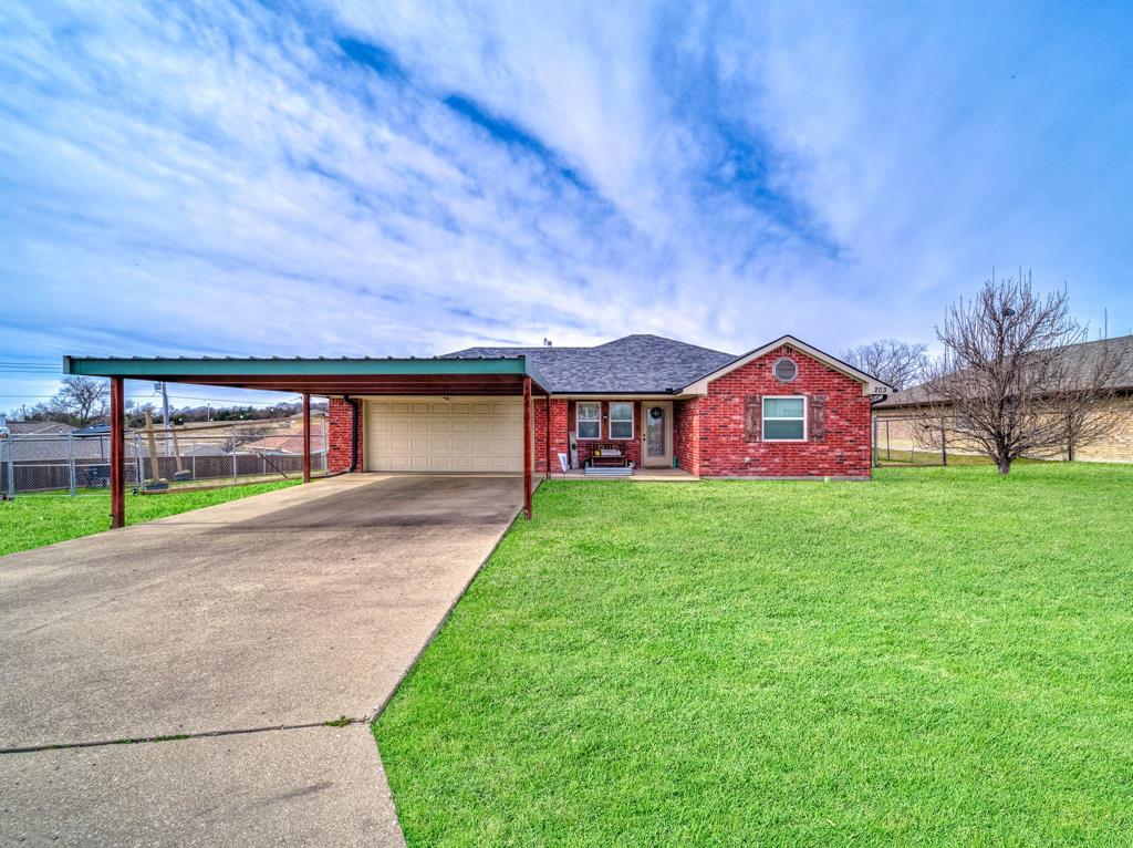 203 Hilltop Circle Property Photo