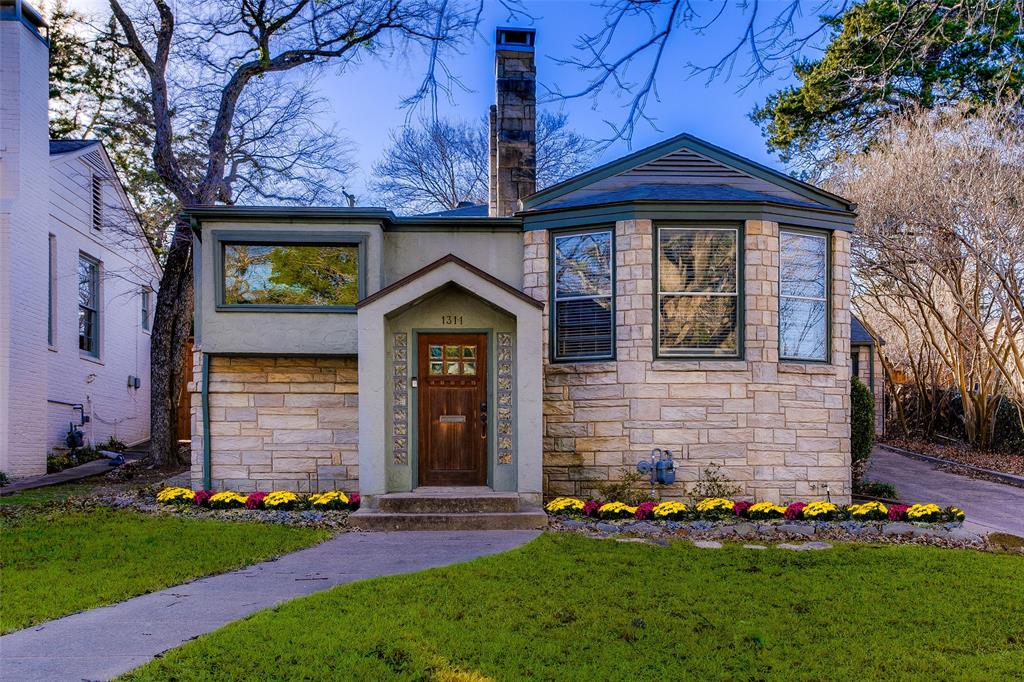 1311 Cedar Hill Avenue Property Photo