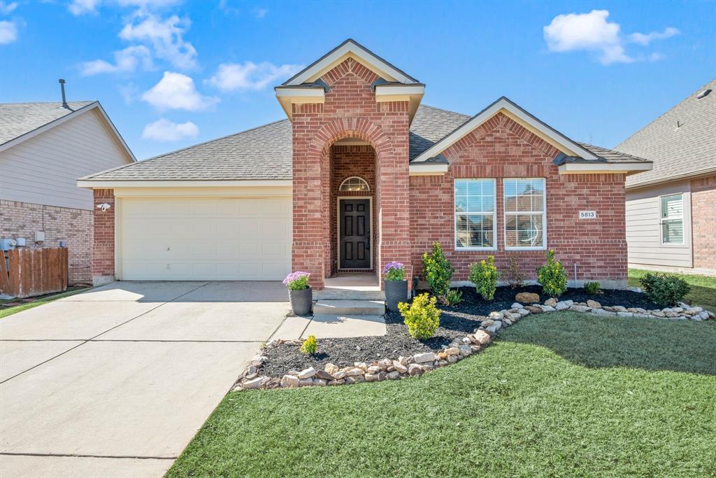 5813 Greenmeadow Drive Property Photo