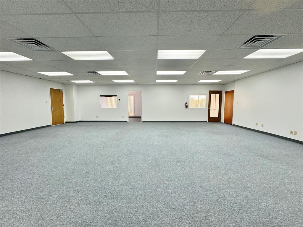 6825 Manhattan Boulevard Property Photo