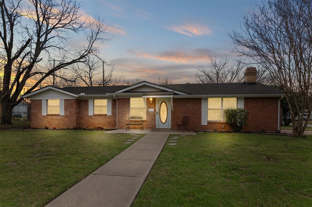200 Jayellen Avenue Property Photo