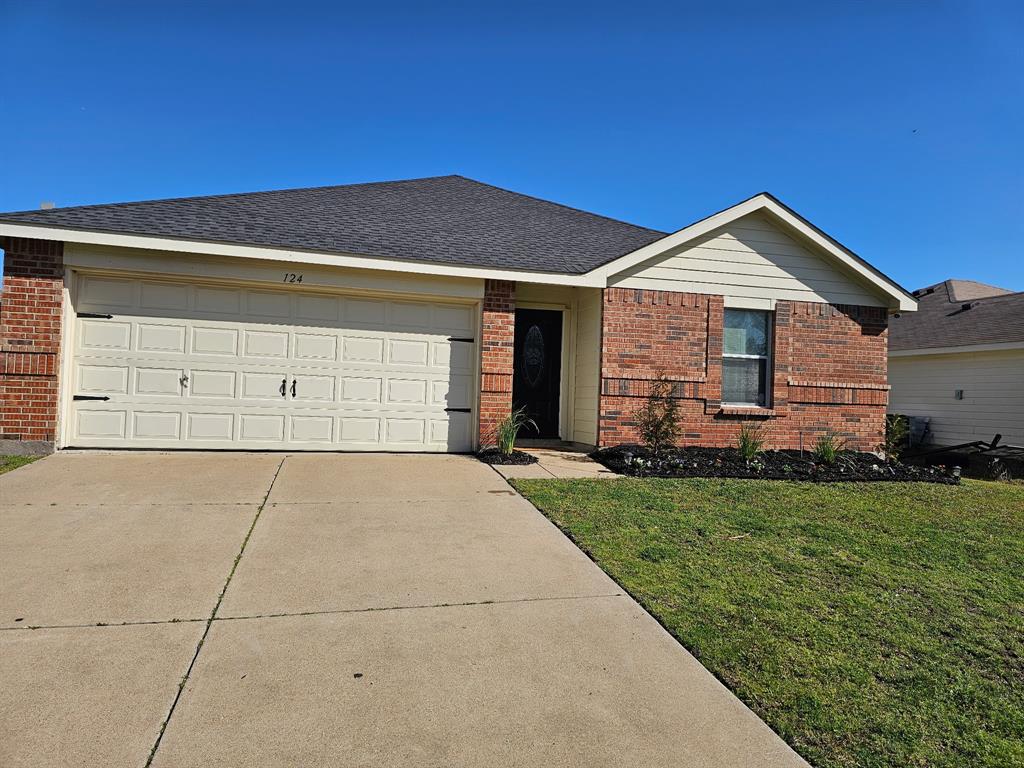 124 Sandlewood Drive Property Photo