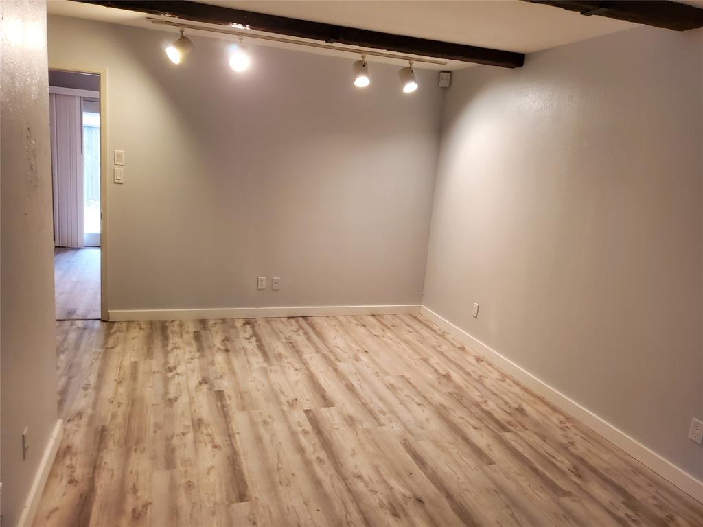 4314 Travis Street Property Photo