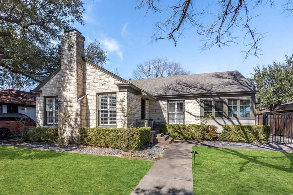 6035 Monticello Avenue Property Photo