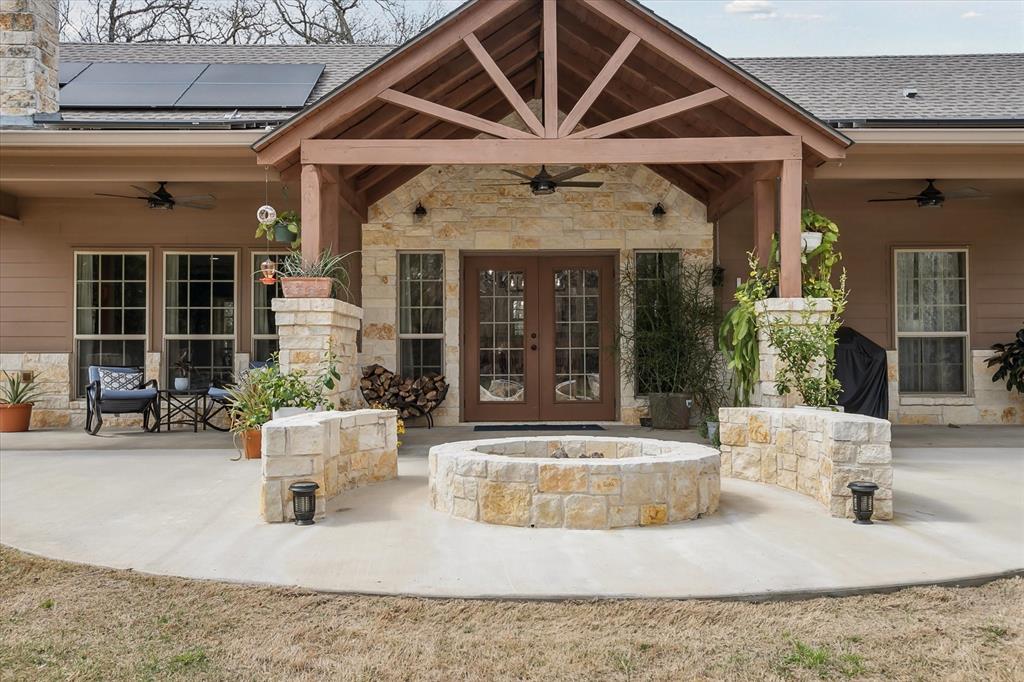 225 Jackson Circle Property Photo