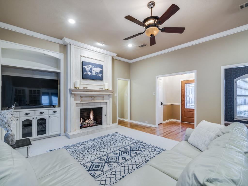 1729 Plummer Drive Property Photo