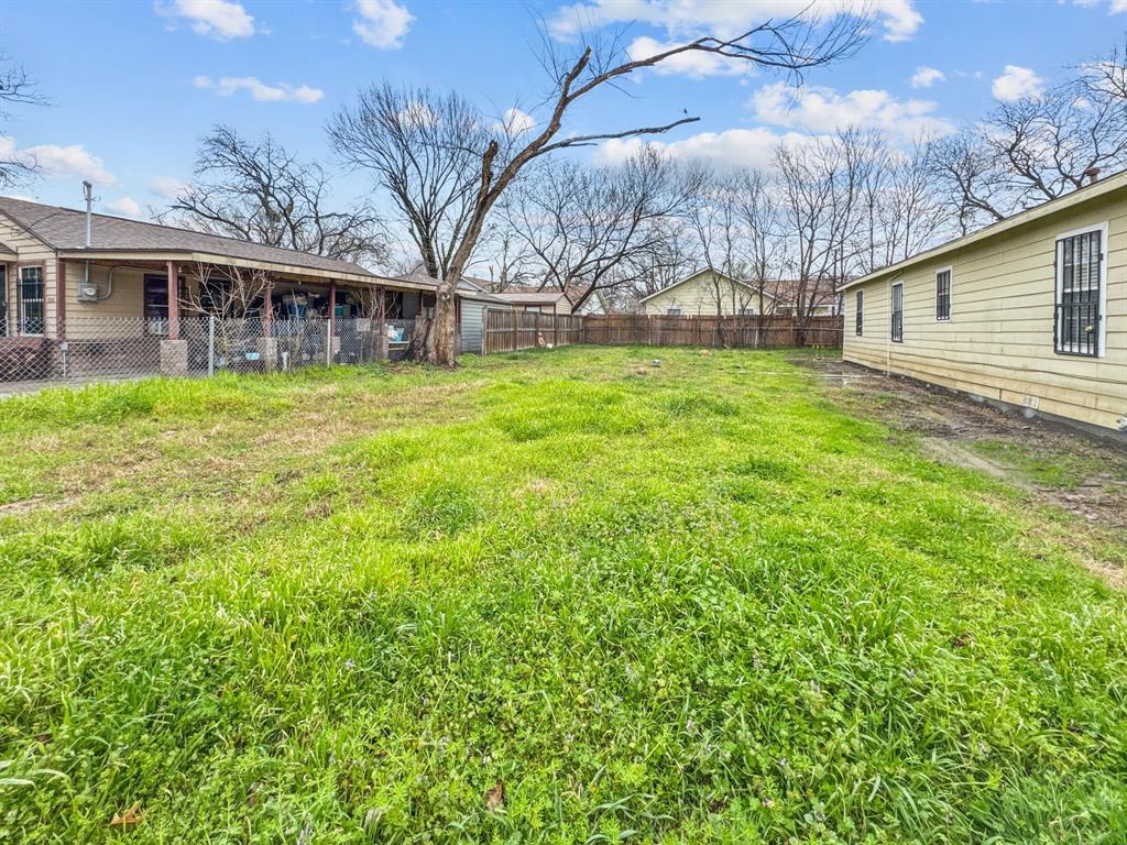 3514 Ladd Street Property Photo
