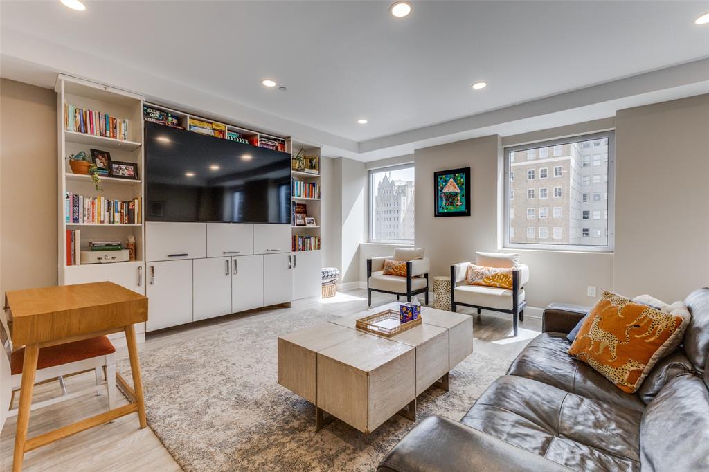 1505 Elm Street Condominiums Real Estate Listings Main Image