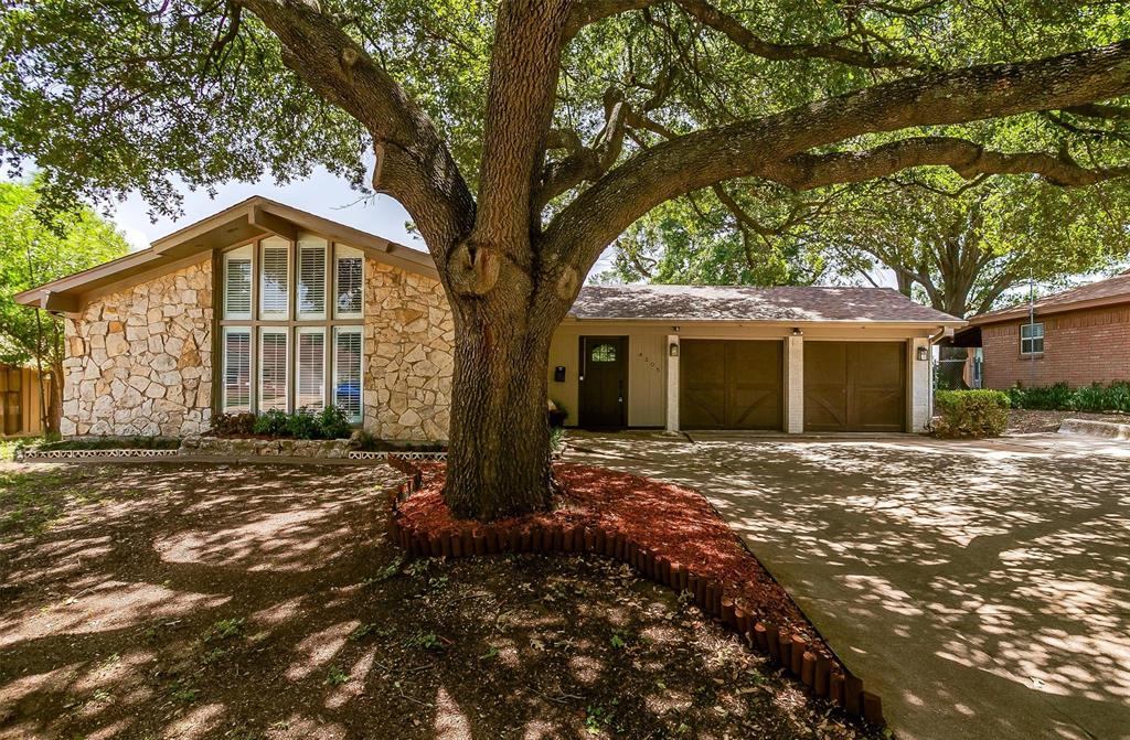 4205 Wedgworth Road Property Photo