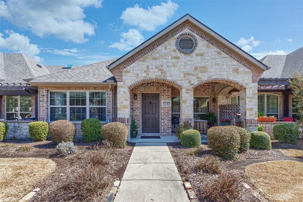 5715 Hummingbird Lane Property Photo